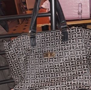 Tommy Hilfiger purse